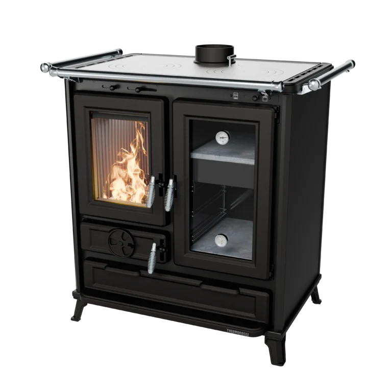 shot01_still-web_klarissa